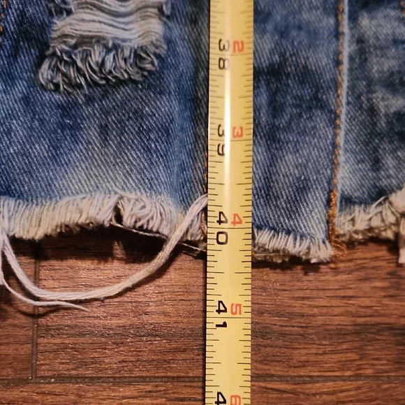 Women Thrill Blue Denim Jacket with Fringe - Picture 10 of 13